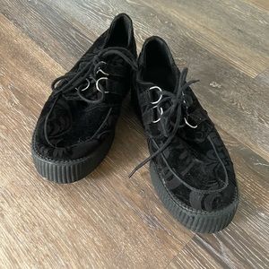 Black velvet floral T.U.K. Creepers
